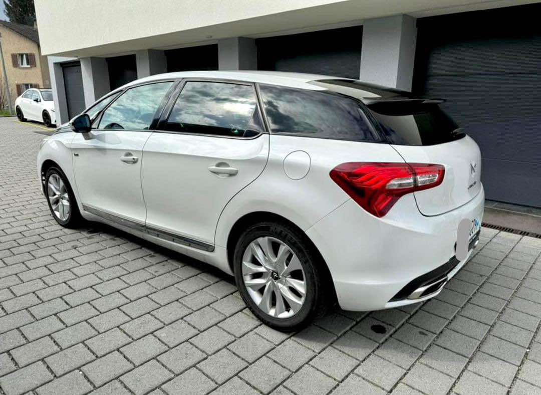 
								Citroen DS5 2.0 HDI HYBRID Année 2012 full									