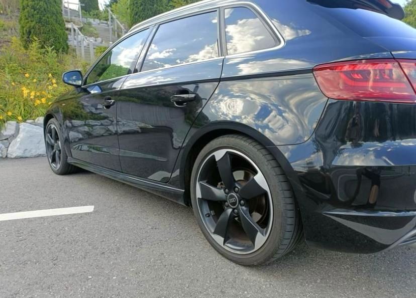 
								Audi A3 Sportback 2.0 TDI Quattro S tronic | Boîte auto | Quattro | Entretien à jour full									