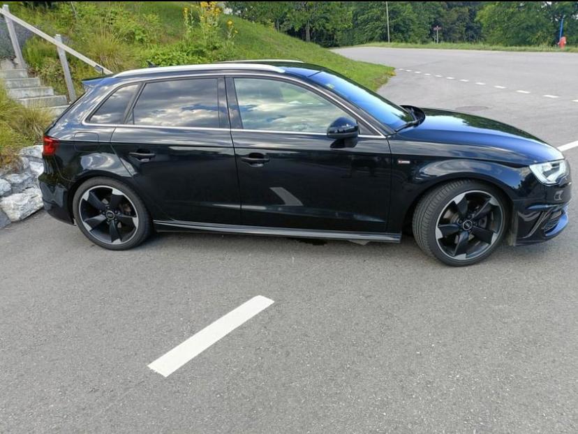 
								Audi A3 Sportback 2.0 TDI Quattro S tronic | Boîte auto | Quattro | Entretien à jour full									