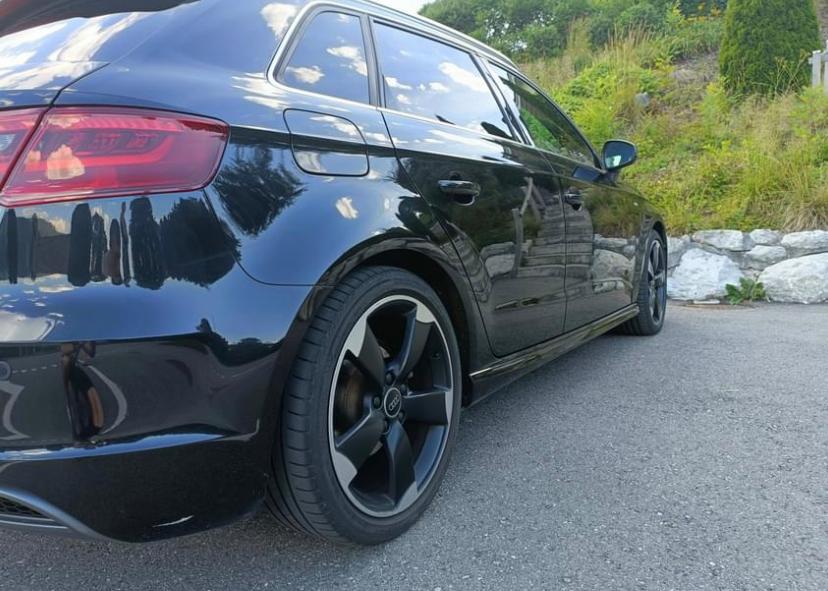 
								Audi A3 Sportback 2.0 TDI Quattro S tronic | Boîte auto | Quattro | Entretien à jour full									