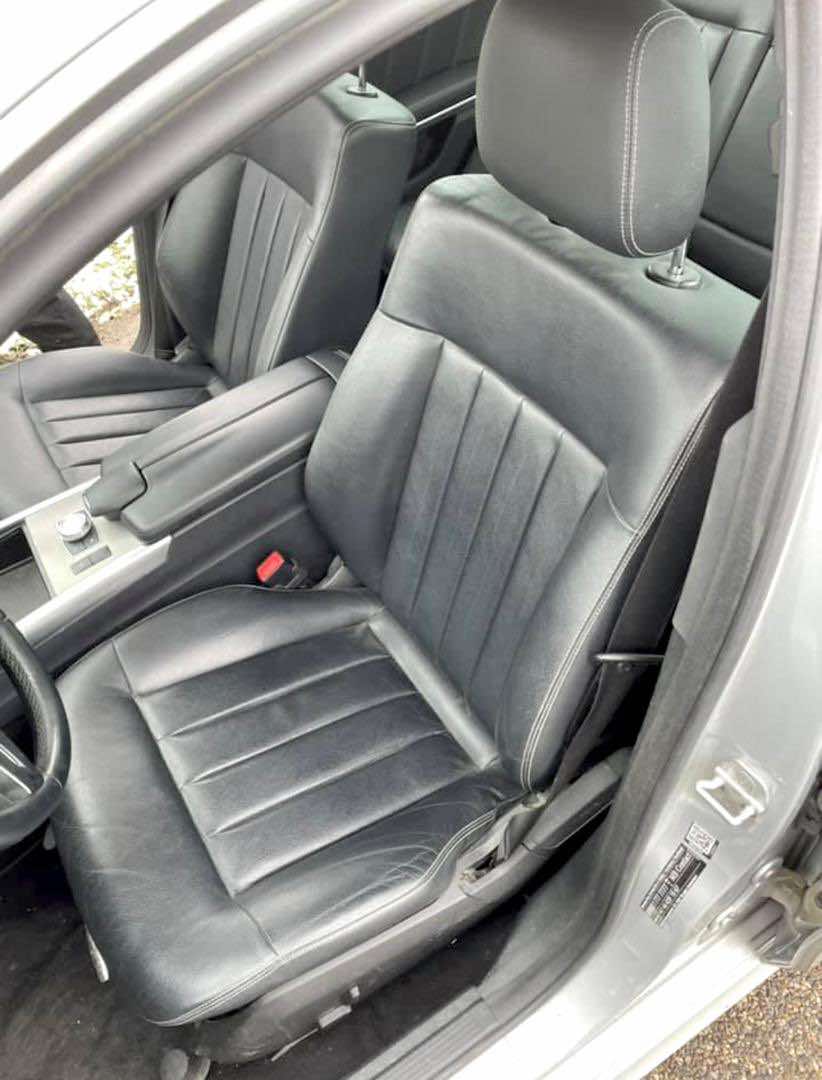 
								Mercedes-Benz E 250 4MATIC – Boîte automatique, expertisée, pneus été & hiver full									